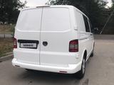 Volkswagen Transporter 2013 года за 12 950 000 тг. в Алматы – фото 4