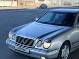 Mercedes-Benz E 280 1996 годаfor2 880 000 тг. в Туркестан – фото 3