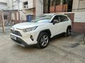 Toyota RAV4 2020 года за 16 500 000 тг. в Алматы