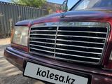 Mercedes-Benz E 230 1992 годаүшін1 700 000 тг. в Жезказган