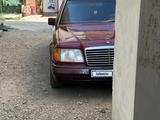 Mercedes-Benz E 230 1992 годаүшін1 700 000 тг. в Жезказган – фото 2