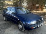 Volkswagen Vento 1993 года за 1 050 000 тг. в Жезказган – фото 4