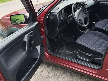 Volkswagen Golf 1995 года за 1 400 000 тг. в Алматы – фото 12