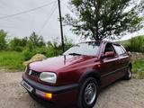 Volkswagen Golf 1995 годаүшін1 400 000 тг. в Алматы