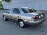 Toyota Camry 1997 года за 4 000 000 тг. в Алматы – фото 5