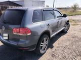 Volkswagen Touareg 2004 годаүшін4 500 000 тг. в Астана – фото 4