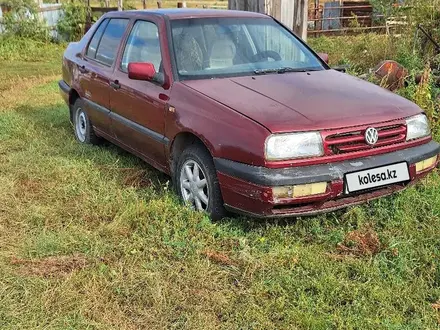 Volkswagen Vento 1995 года за 1 100 000 тг. в Усть-Каменогорск – фото 2