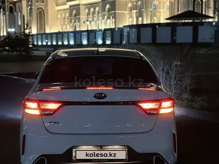 Kia Rio 2021 года за 7 700 000 тг. в Аксу – фото 4