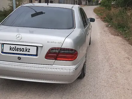 Mercedes-Benz E 280 2000 года за 4 000 000 тг. в Алматы – фото 4