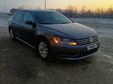 Volkswagen Passat 2013 года за 4 700 000 тг. в Уральск