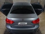 Volkswagen Passat 2013 года за 4 700 000 тг. в Уральск – фото 5