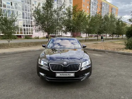 Skoda Superb 2018 года за 7 520 000 тг. в Уральск – фото 13