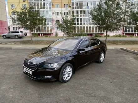 Skoda Superb 2018 года за 7 520 000 тг. в Уральск – фото 17