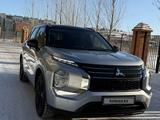 Mitsubishi Outlander 2023 года за 14 000 000 тг. в Астана