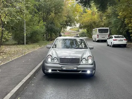 Mercedes-Benz E 280 1996 года за 2 650 000 тг. в Алматы – фото 4