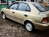 Hyundai Accent 2001 годаfor2 500 000 тг. в Актобе – фото 2