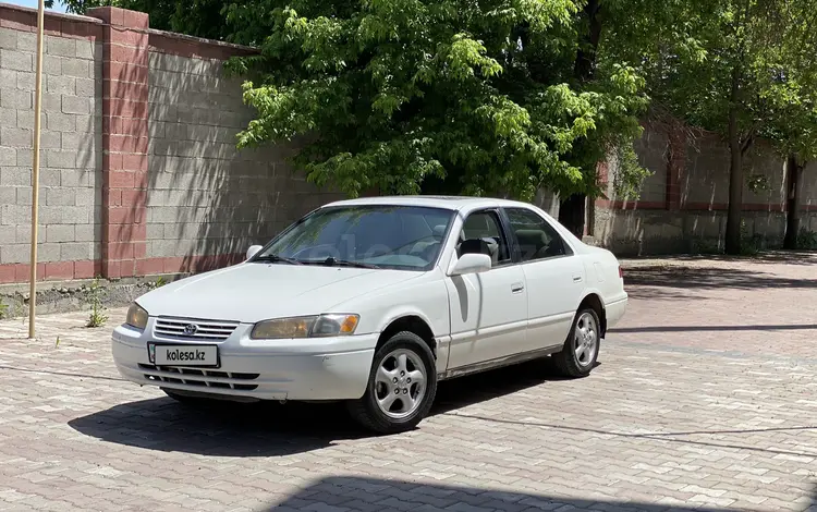 Toyota Camry 1998 года за 2 200 000 тг. в Алматы
