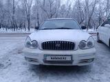 Hyundai Sonata 2001 годаfor1 350 000 тг. в Астана – фото 2