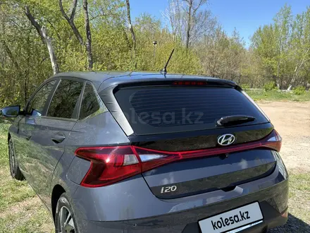 Hyundai i20 2023 года за 7 600 000 тг. в Караганда – фото 3