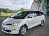 Toyota Estima 2011 года за 8 300 000 тг. в Семей – фото 2