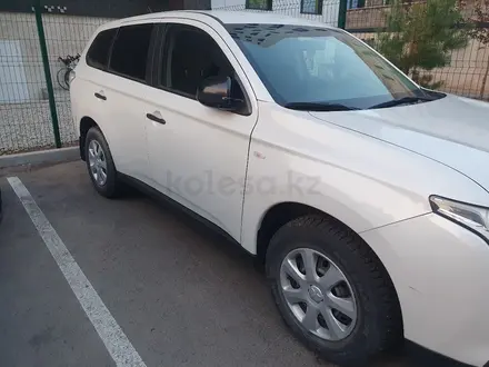 Mitsubishi Outlander 2014 года за 8 100 000 тг. в Астана – фото 10