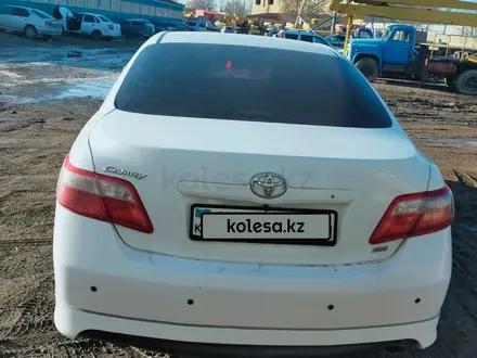 Toyota Camry 2006 года за 5 300 000 тг. в Актобе – фото 10