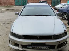 Mitsubishi Galant, 2001