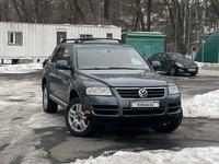 Volkswagen Touareg 2004 года за 3 800 000 тг. в Алматы