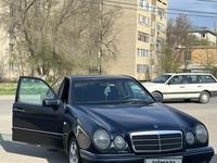 Mercedes-Benz E 320 1997 годаfor3 300 000 тг. в Тараз