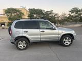 Chevrolet Niva 2014 года за 2 600 000 тг. в Актау – фото 2
