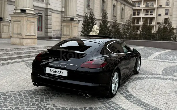 Porsche Panamera 2011 года за 25 000 000 тг. в Алматы