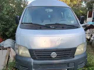 Nissan Urvan, 2004