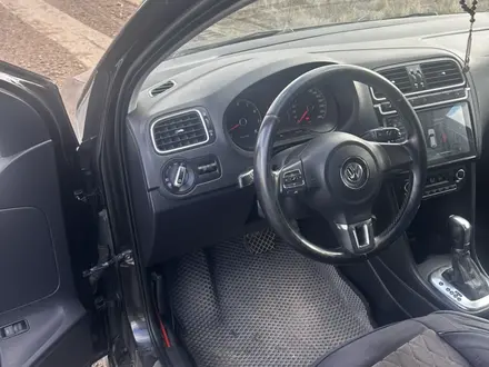 Volkswagen Polo 2014 года за 3 200 000 тг. в Семей – фото 3