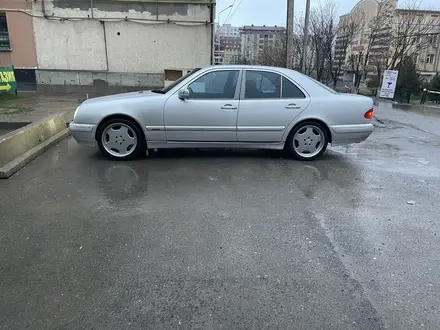 Mercedes-Benz E 320 2001 года за 5 800 000 тг. в Туркестан – фото 9