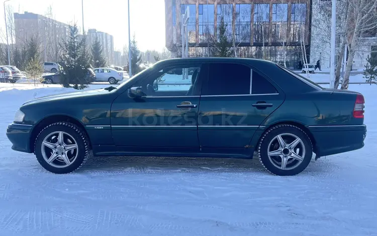 Mercedes-Benz C 220 1995 годаfor2 500 000 тг. в Караганда