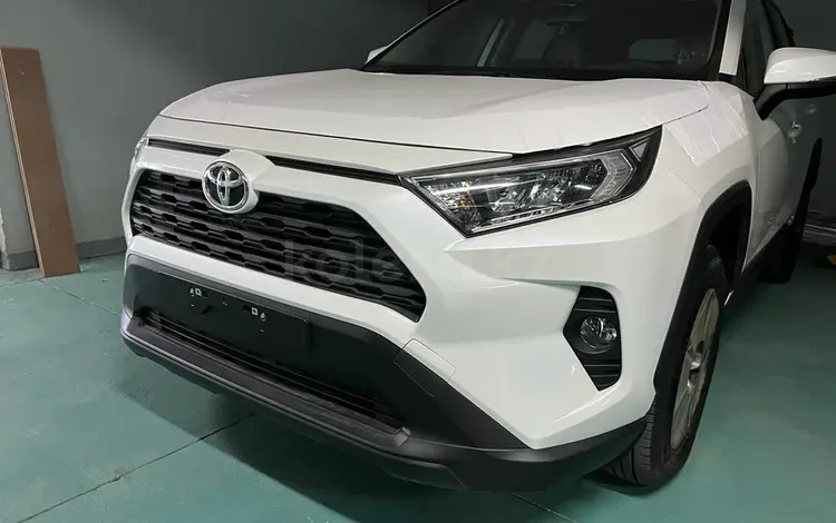 Toyota RAV4 2023 года за 18 800 000 тг. в Алматы