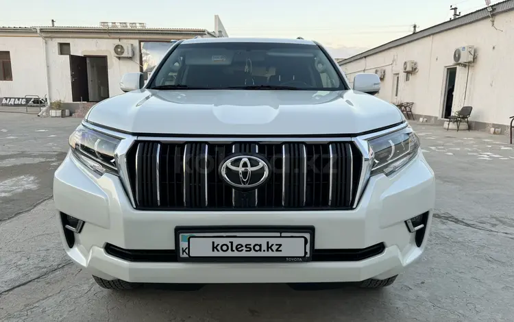 Toyota Land Cruiser Prado 2018 года за 22 000 000 тг. в Актау