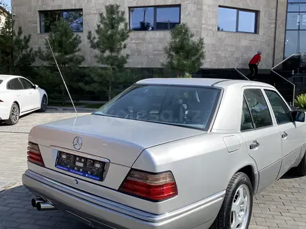 Mercedes-Benz E 280 1993 года за 3 650 000 тг. в Шымкент – фото 7