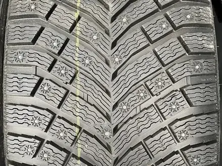 Michelin X-Ice North 4 SUV 255/50 R20 109T за 300 000 тг. в Астана