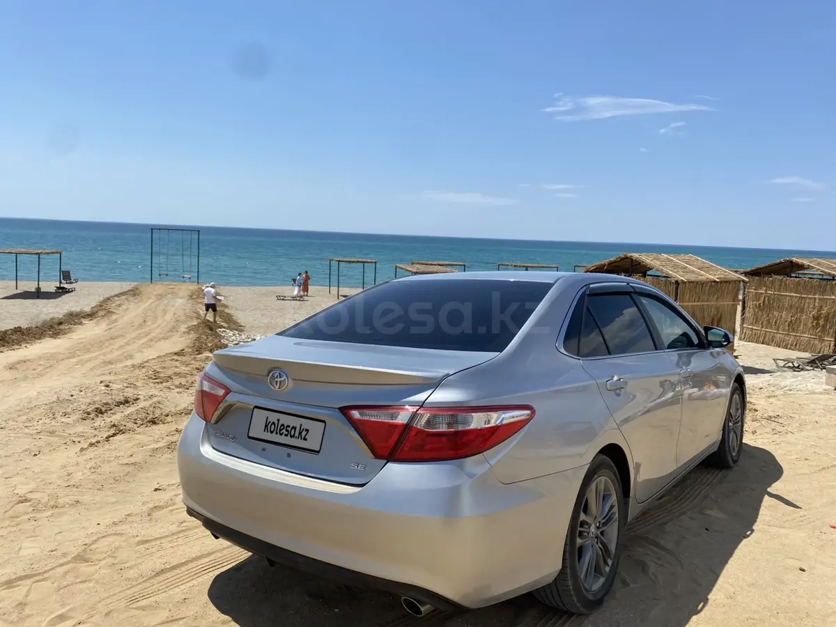 Toyota Camry, 2015