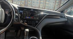 Toyota Camry 2020 года за 13 900 000 тг. в Петропавловск – фото 3