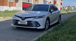 Toyota Camry 2020 года за 13 900 000 тг. в Петропавловск