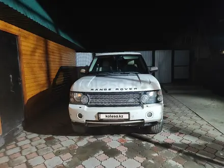 Land Rover Range Rover 2008 года за 6 300 000 тг. в Усть-Каменогорск – фото 2