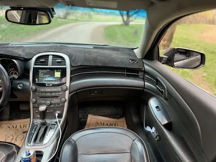 Chevrolet Malibu 2014 года за 6 000 000 тг. в Алматы – фото 7