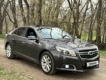 Chevrolet Malibu 2014 года за 6 000 000 тг. в Алматы – фото 8