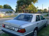 Mercedes-Benz E 200 1991 годаүшін1 450 000 тг. в Талдыкорган