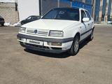 Volkswagen Vento 1992 годаfor1 300 000 тг. в Тараз – фото 2