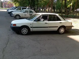 Mazda 323
