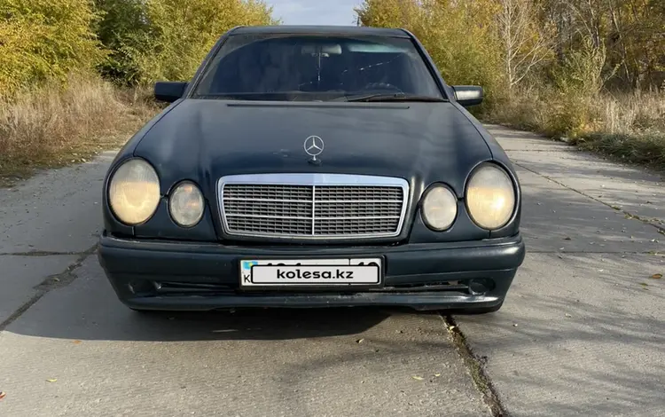 Mercedes-Benz E 230 1996 годаfor1 550 000 тг. в Семей