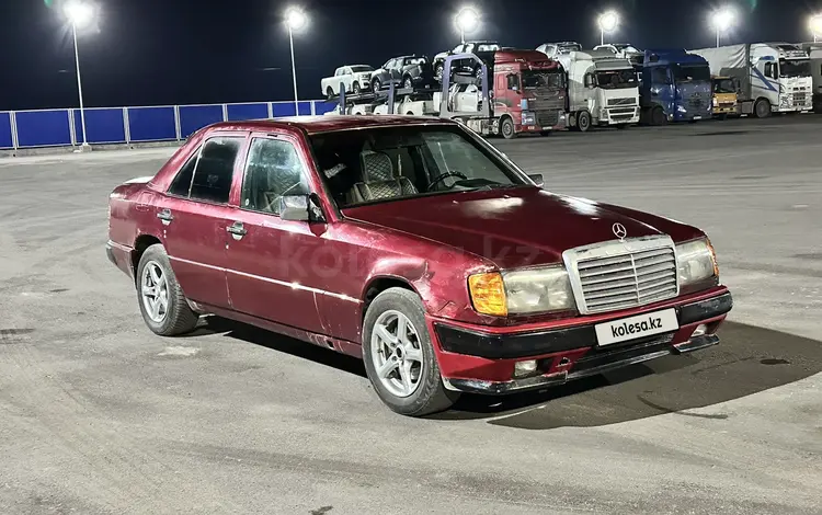 Mercedes-Benz E 200 1993 годаfor950 000 тг. в Шымкент